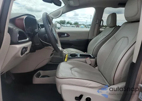 2017 Chrysler Pacifica Limited из США, поврежденный, VIN 2C4RC1GG0HR585414